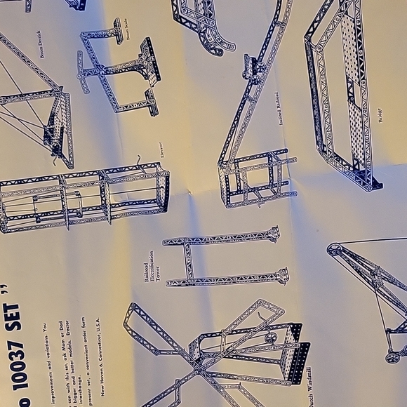 Vintage Erector Set with Original Metal Box - Picture 12 of 12